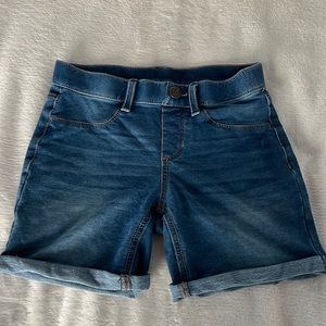 Dark blue shorts